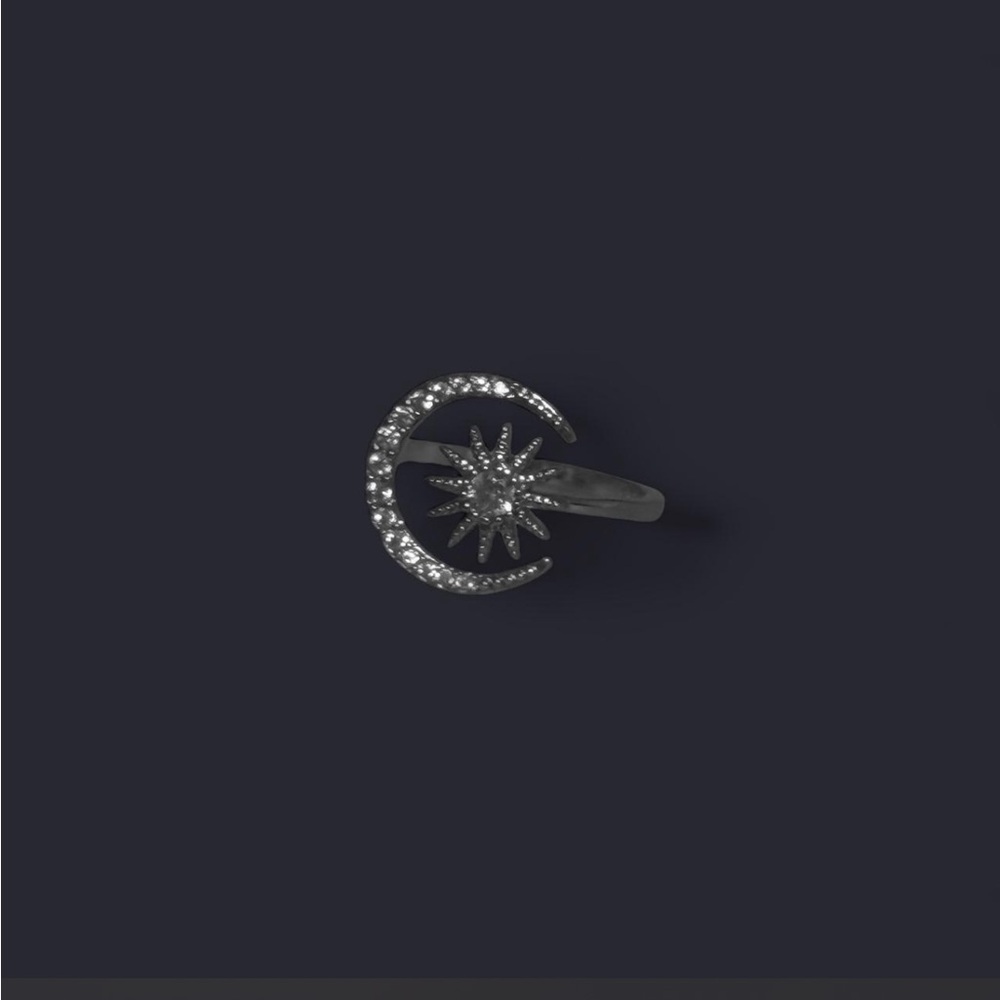 Vikortias sterling silver moon sun ring